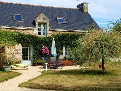 Holiday Cottages Brittany No Booking Fees