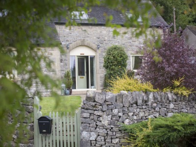 Holiday Cottages Peak District No Booking Fees
